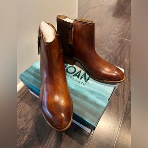 Size 9 Brown Ankle Boots